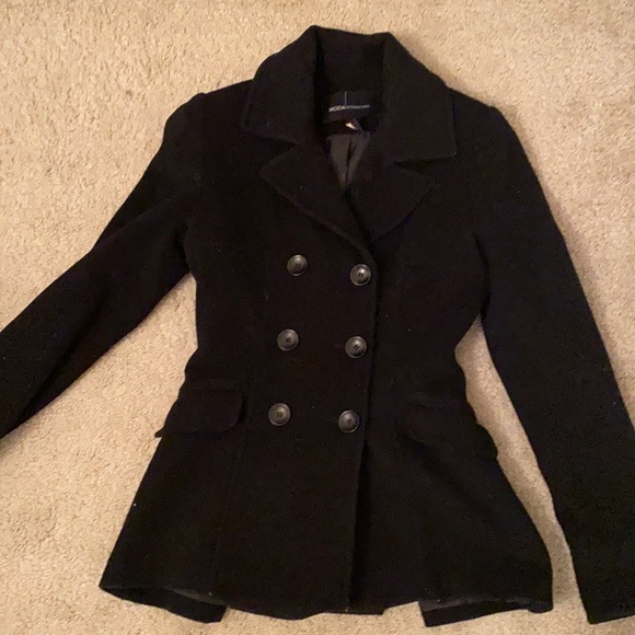 Jacket - Picture 1 of 3